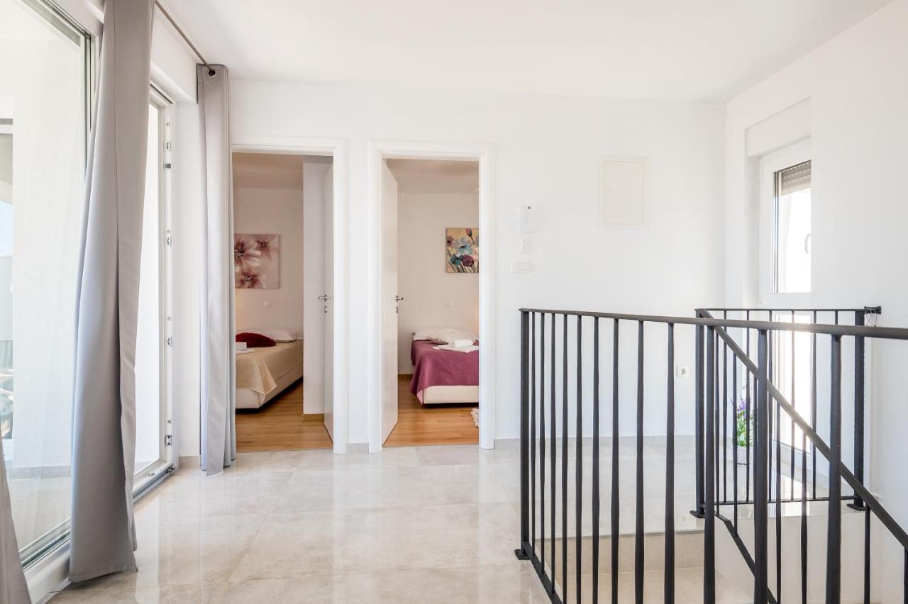 Kuca Za Odmor - Sibenik Holiday home Brodarica (Sibenik-Knin)